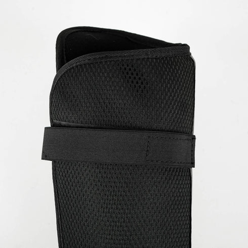 Gryphon Anatomic Pro Shinguard